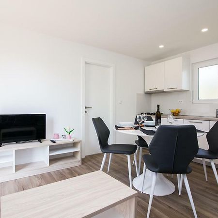 Luxury Mobile Homes Liza2 Biograd Na Moru Exterior foto