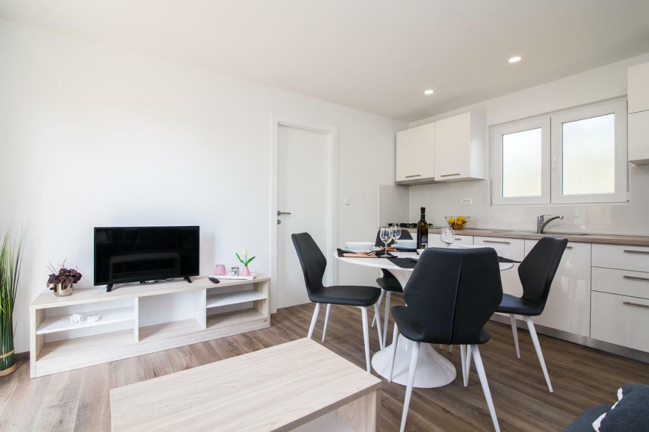 Luxury Mobile Homes Liza2 Biograd Na Moru Exterior foto